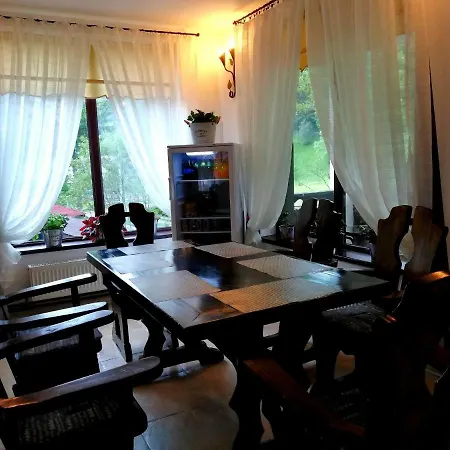 Casa Cu Flori 2*