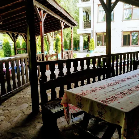 Casa Cu Flori 2* Moeciu De Sus